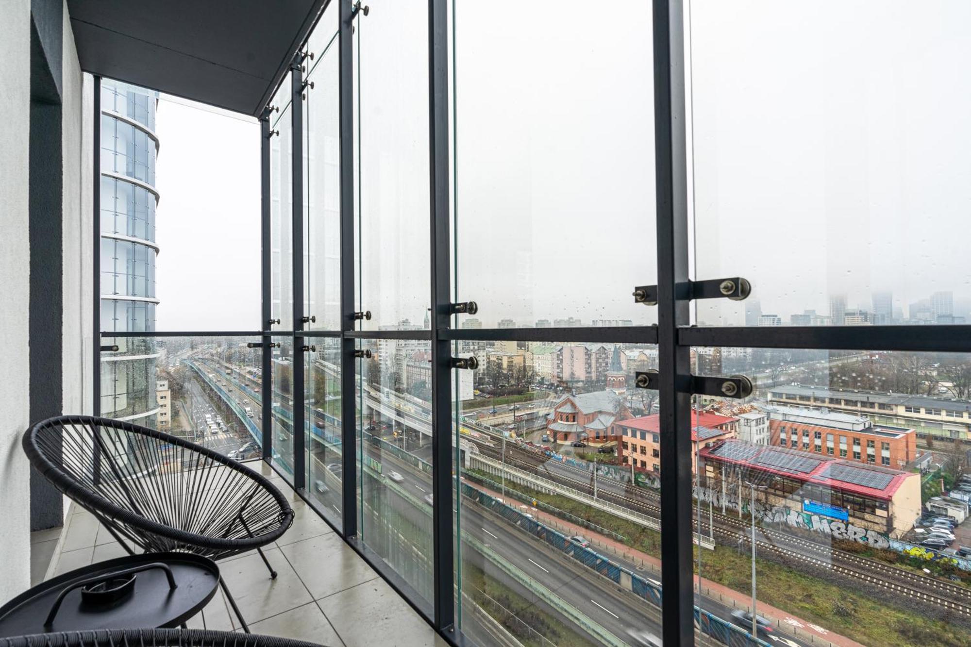 Warsaw Business Apartments - Air Conditioning, 10Th Floor, City View, Balcony - By Rentujemy ภายนอก รูปภาพ